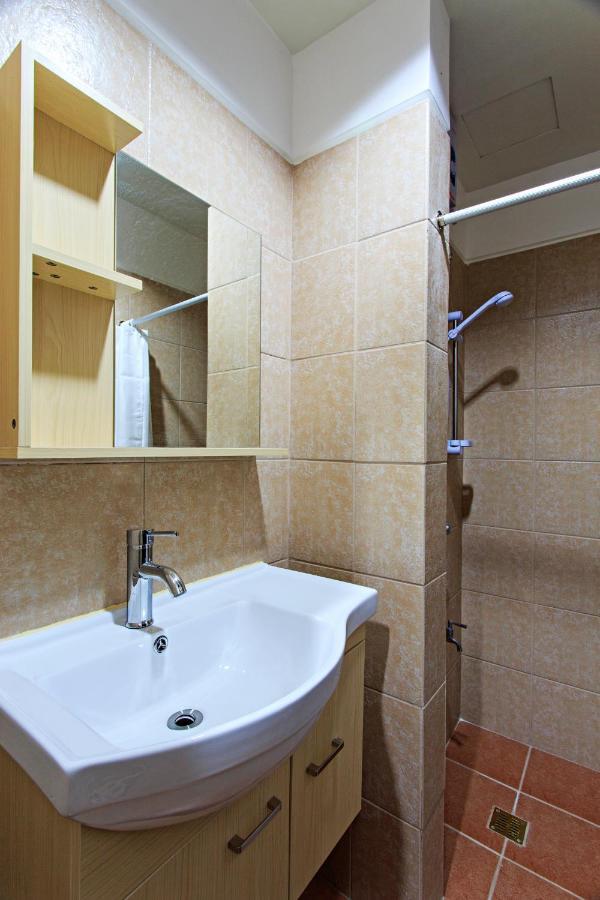 Eon Centennial Soho Hotel Cebu Quarto foto
